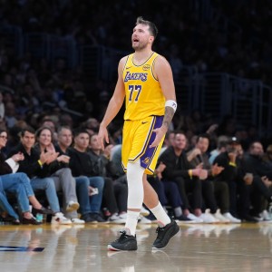 世界杯手机直播-雷迪克：东契奇喜欢开局爆 一旦他状态起来就进入杀戮模式