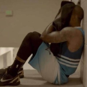 世界杯官方入口-他们放弃了我！小IT泪崩的背后 是30岁男人的无奈